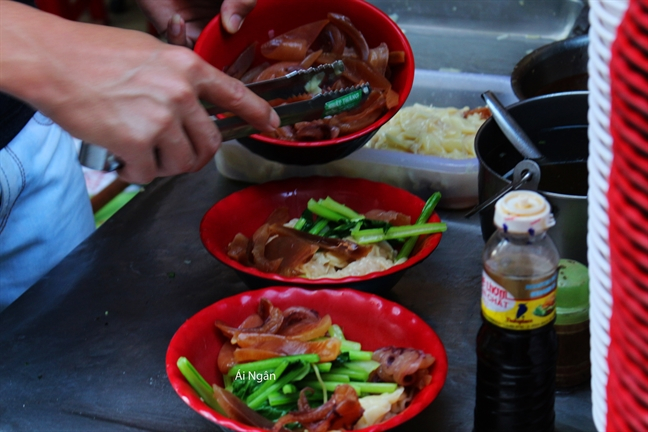 Phố sủi cảo Hà Tôn Quyền