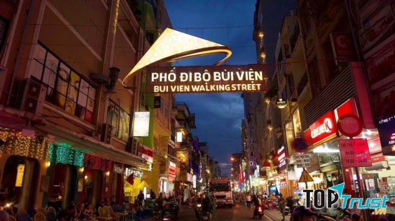 Phố Tây Bùi Viện