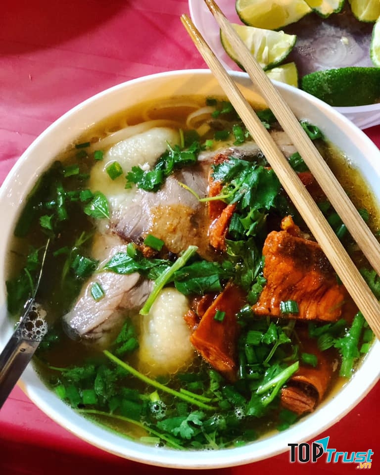 Phở Tư Lùn - Ấu Triệu