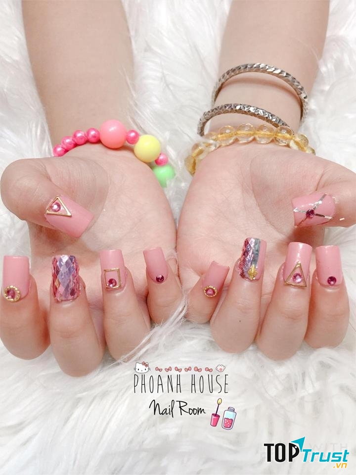PHOANH HOUSE - NAIL ROOM