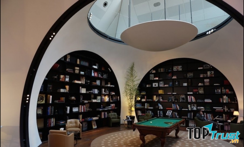 Phòng chờ Virgin Atlantic hiện đại