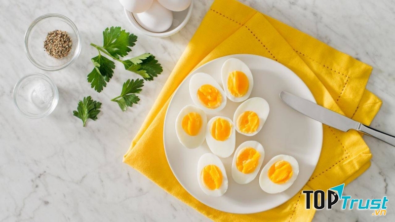 Trứng gà - loại thực phẩm quen thuộc, dễ kiếm là bạn cũng đã có thể phòng chống và điều trị xơ vữa động mạch.