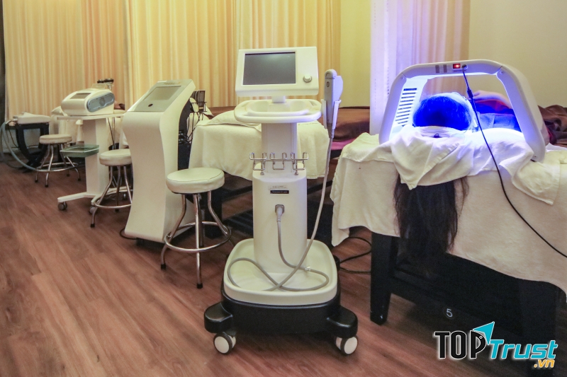 Phòng khám Da liễu - Thẩm mỹ Pensilia