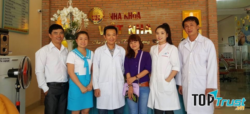 Đội ngũ bác sỹ