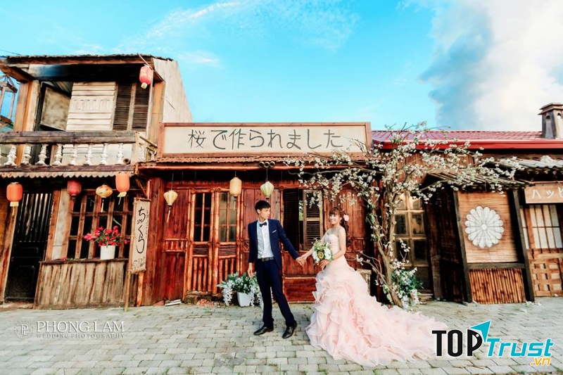 Phong Lâm Wedding Studio