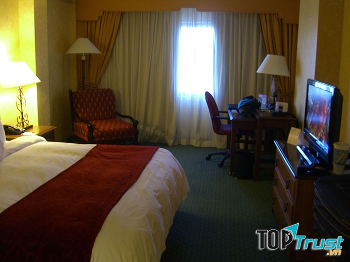 Phòng ngủ thiếu ánh sáng