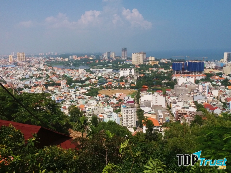 Nhìn từ trên xuống