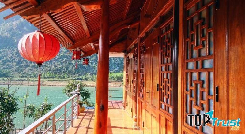 Phong Nha River House