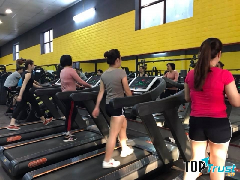 Phòng Tập Titan Gym 334 Ngọc Thụy