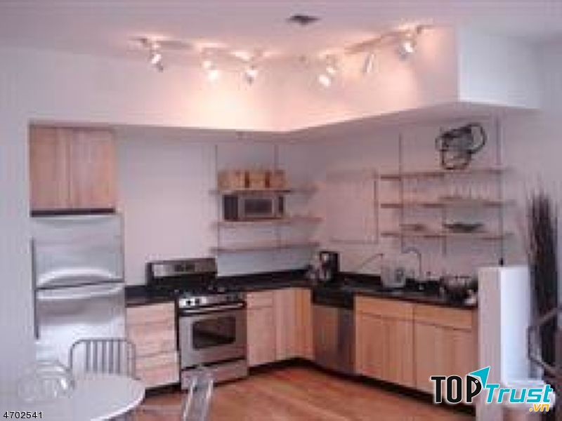 Hướng phong thủy phòng bếp theo tuổi Mậu Tý.