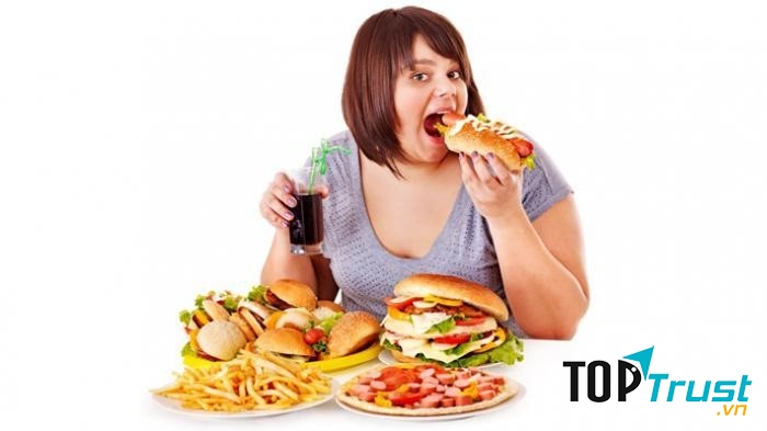 Tránh ăn nhiều đồ chiên, xào và những thức ăn chứa nhiều chất đạm bạn nhé!