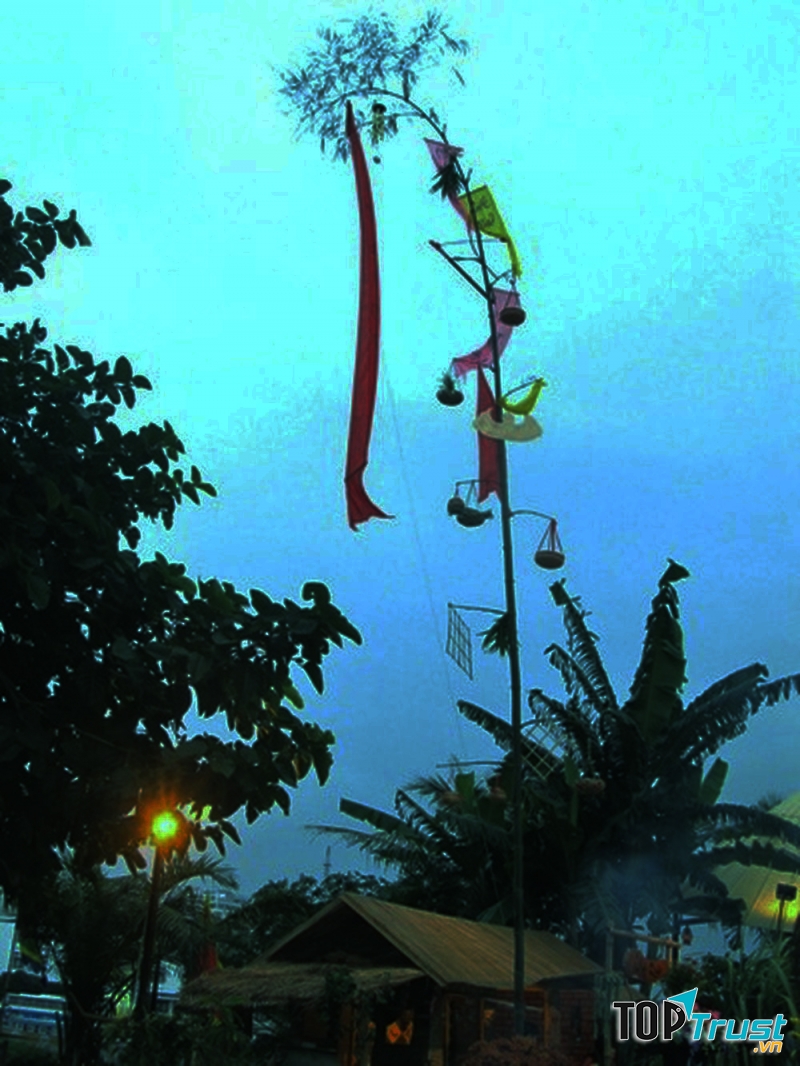 Cây nêu ngày tết