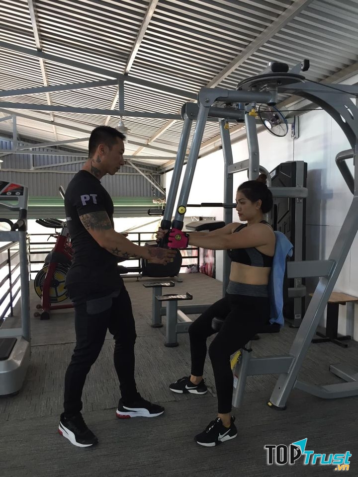 Phong Vũ Gym & Fitness