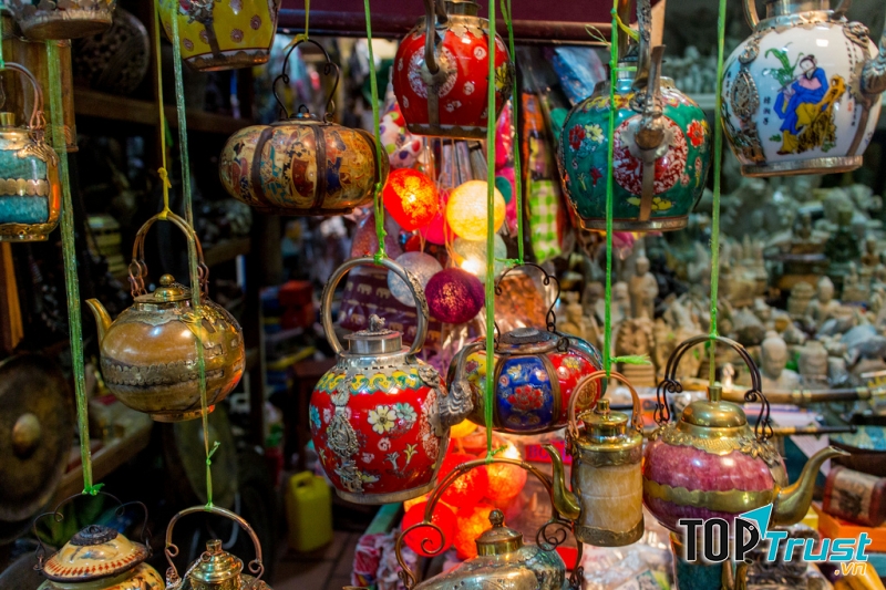 Phsar Thmey (Chợ Tròn)