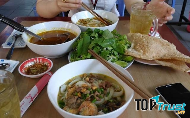 Hình ảnh tô mì Quảng ở Phú Chiêm