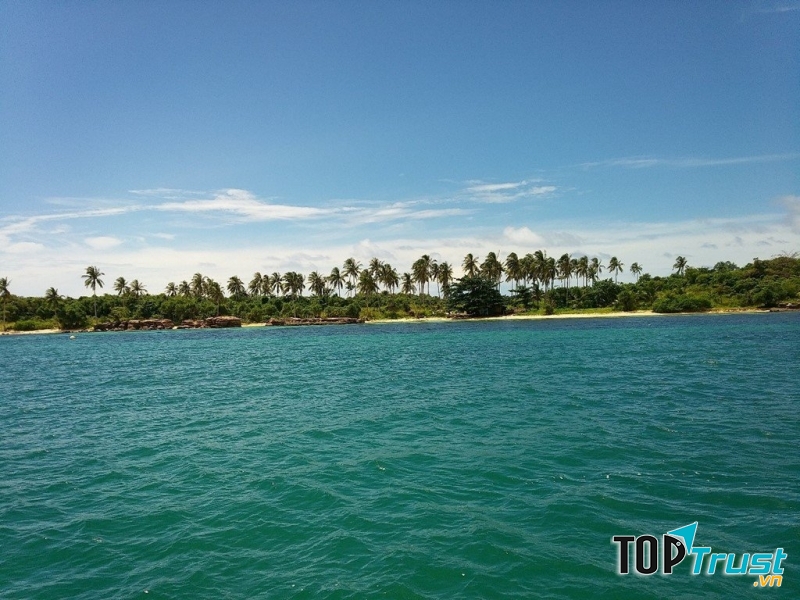 Biển hoang sơ đảo Phú Quốc