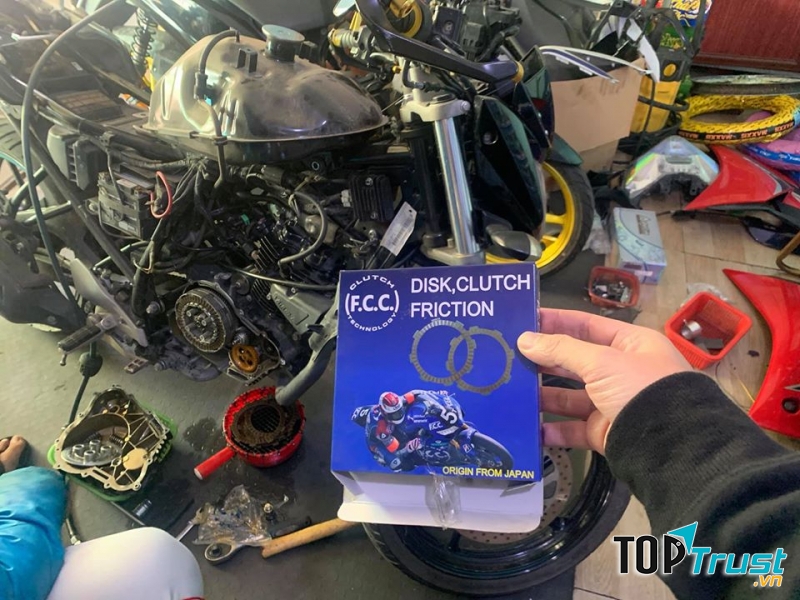 Phụ tùng xe máy Lê Khang