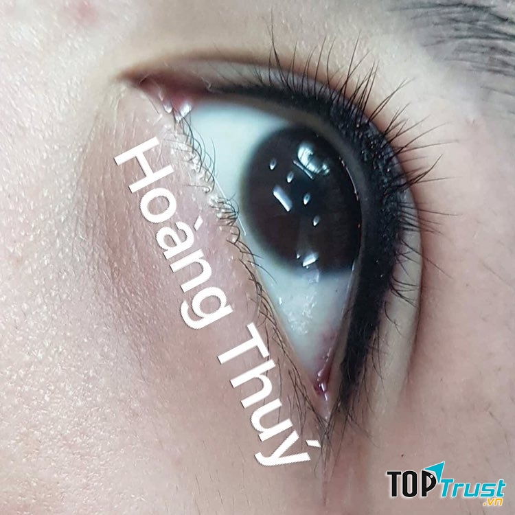 Phun Xăm Hoàng Thúy