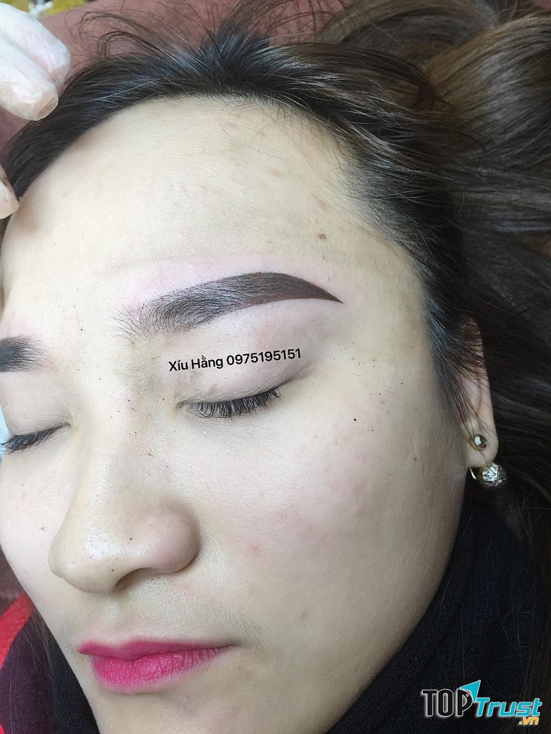 Phun xăm thẩm mỹ Nguyễn Thúy Hằng