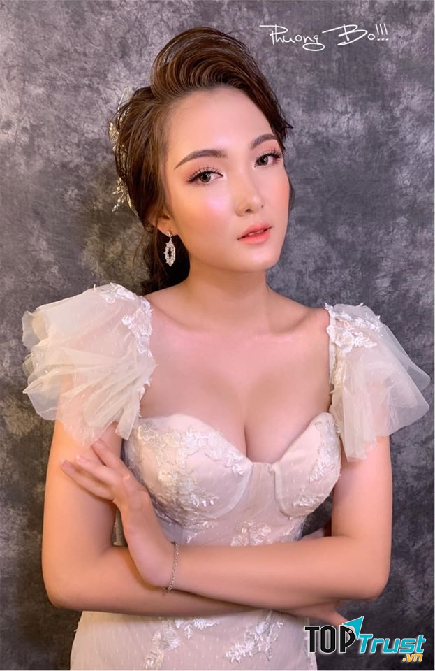 Phượng Bồ Makeup