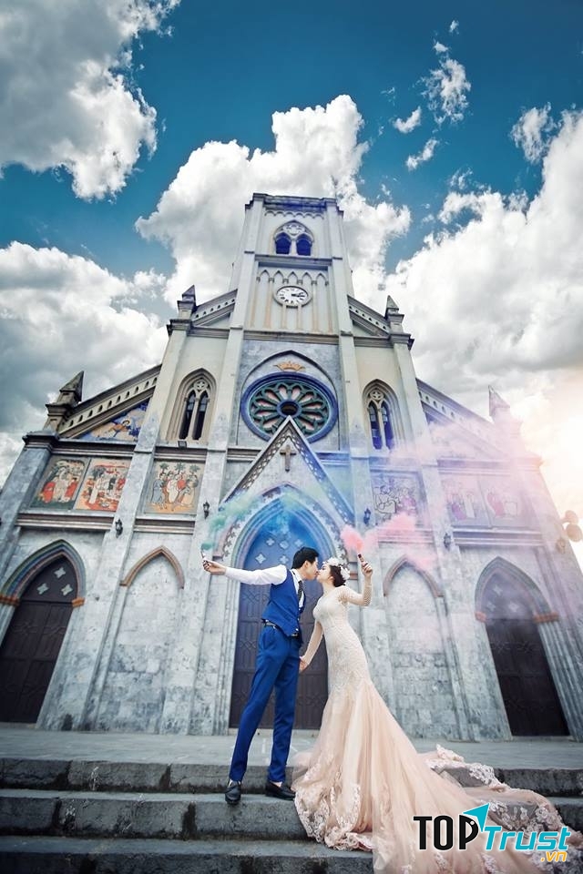 Phượng Bridal Studio