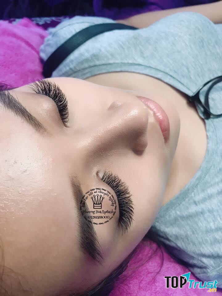 Phương Hoa' Eyelash