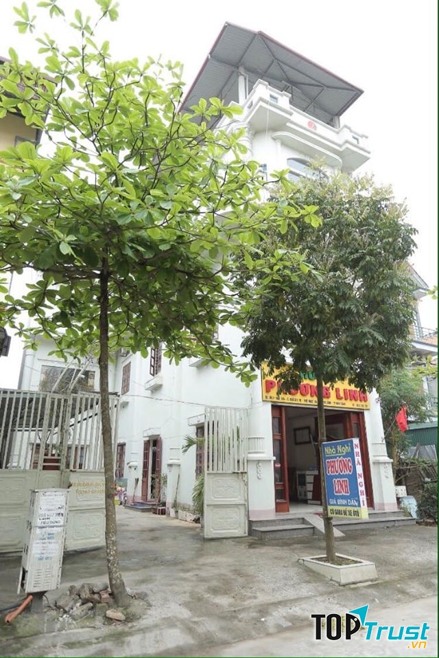 Nhà nghỉ nằm tại vị trí trung tâm thành phố, thuận tiện cho việc đi lại