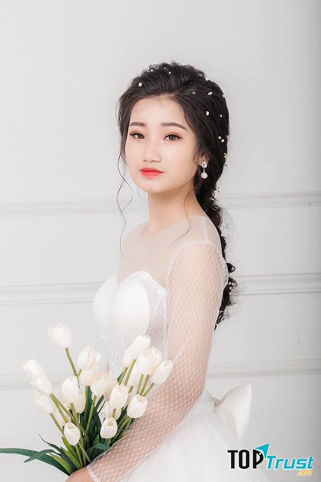 Phương Mai make up