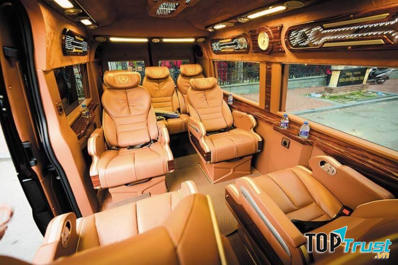 Phương Nguyên Limousine