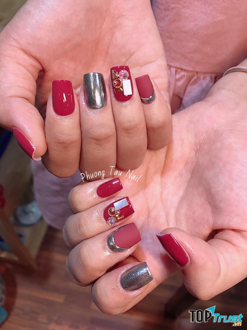 Phương Tàu Nail