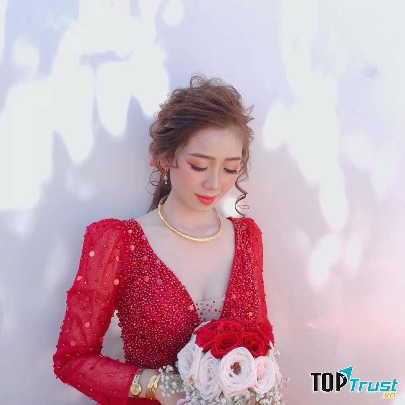 Phương Thoa Studio