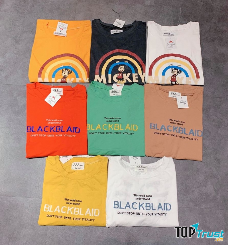 Áo phông năng động..