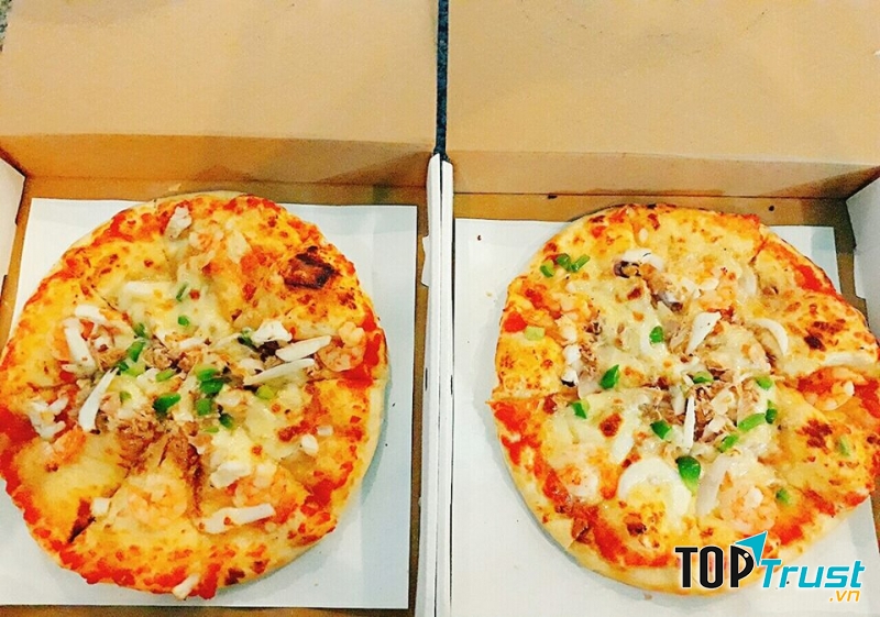 Món bánh pizza hấp dẫn tại quán