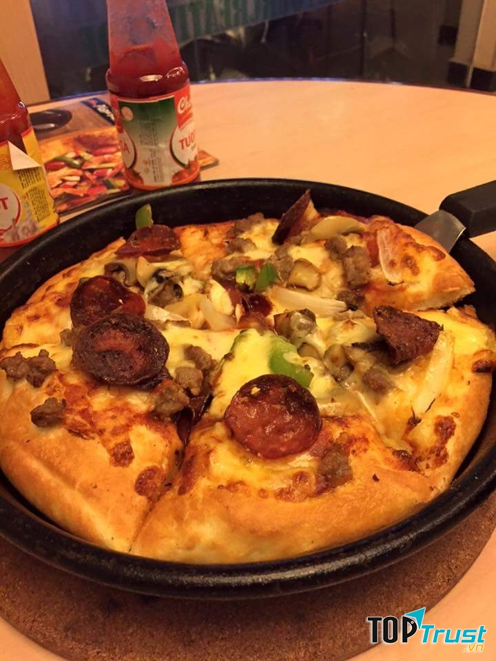 Pizza tại Pizza Hut