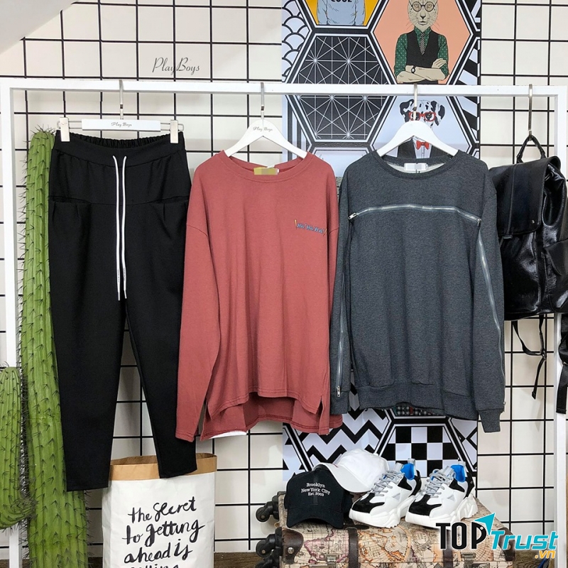 Sản phẩm của Playboys shop đa dạng về chất liệu, giá cả