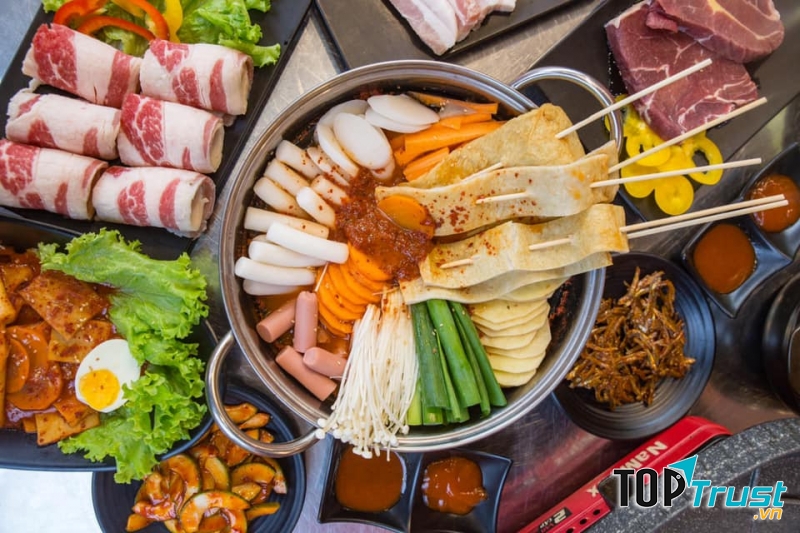 Pojangmacha The First Love - Quán Ăn Hàn Quốc