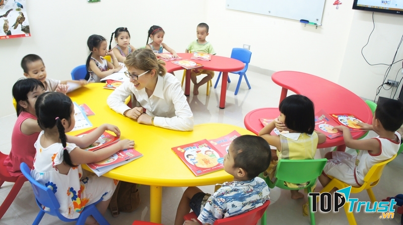 Đến với trung tâm, các bé sẽ được học tập trong một môi trường chuyên nghiệp và hiện đại nhất.