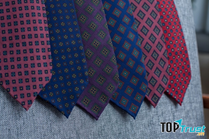 Các mẫu cà vạt Poszetka