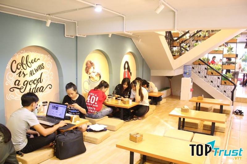 Không gian bên trong quán