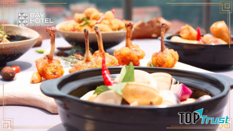 Propeller Rooftop & Bar - Bay Hotel