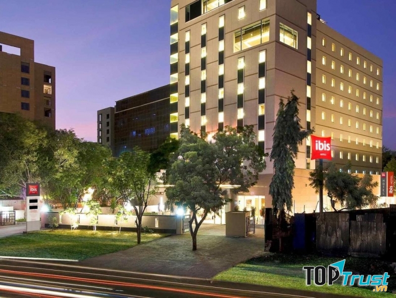 Pune là một thành phố nằm ở bang Maharashtra, thuộc phía tây Ấn Độ