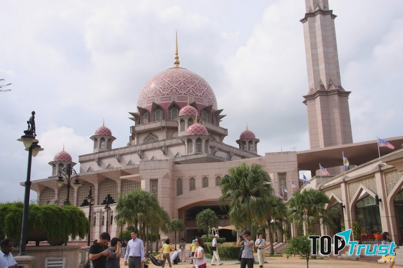 Đền thờ Hồi giáo Putra