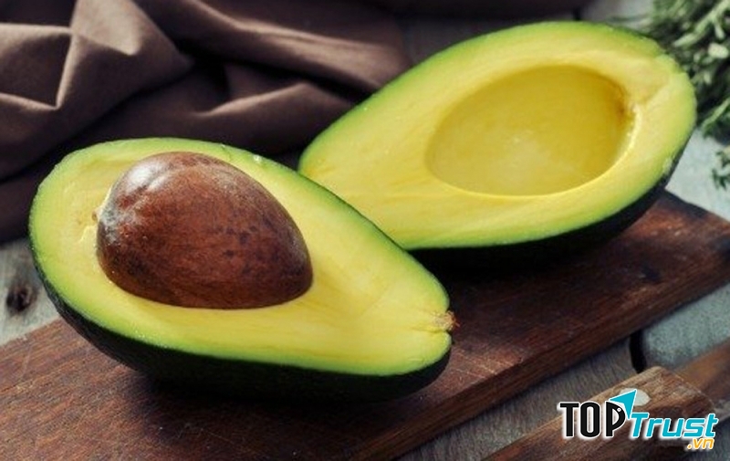 Mỗi quả bơ chứa đến 10g chất xơ