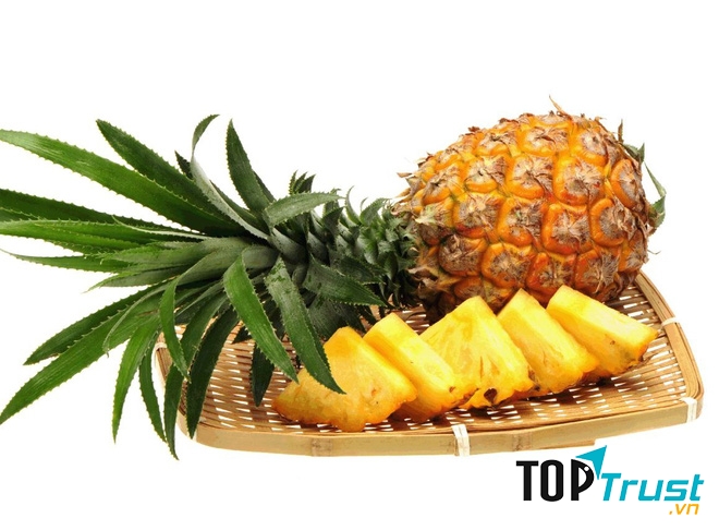 Dứa ngăn ngừa và tiêu diệt các tế bào ung thư.