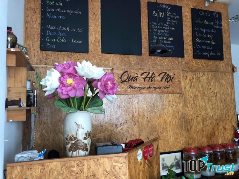 Qùa Hà Nội quán