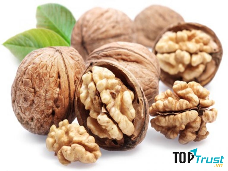 quả óc chó giúp người già ngủ ngon giấc hơn