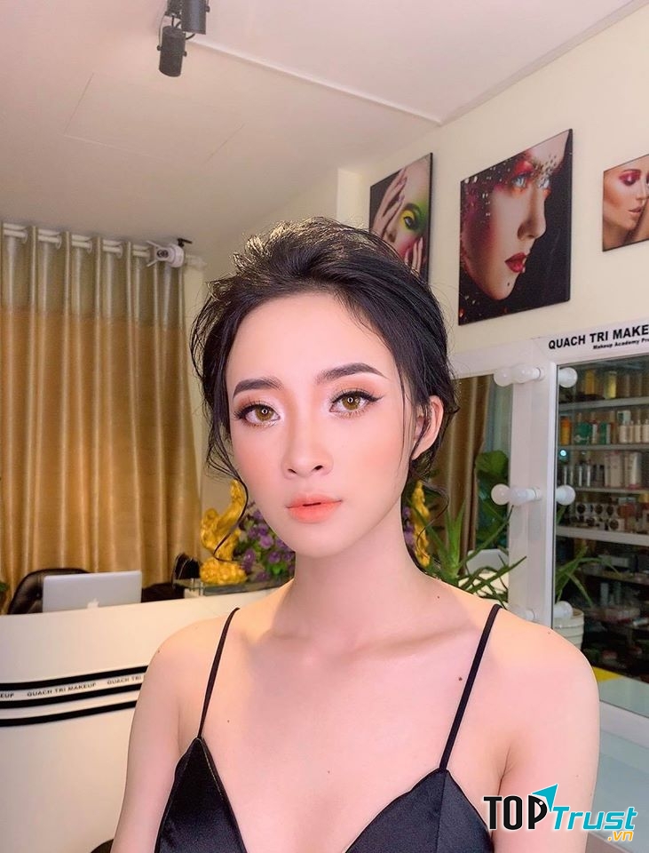 Quách Trí Makeup Artist