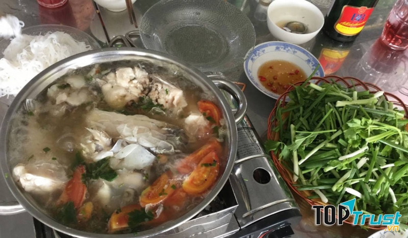 Món ăn tại nhà hàng