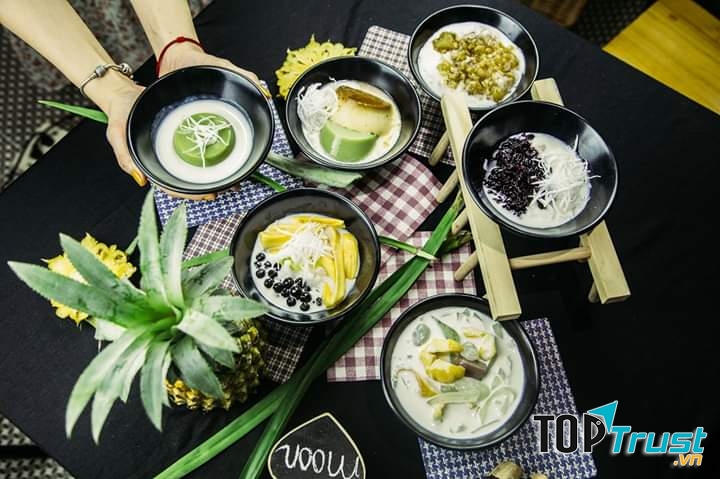 Quán ăn vặt Moon