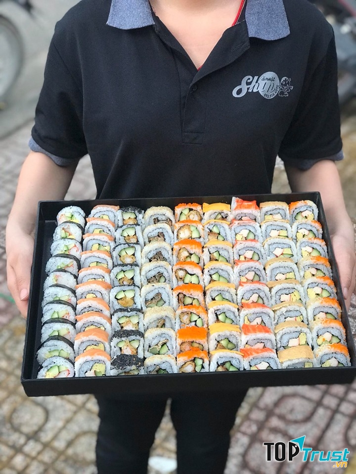 Quán có menu đa dạng không chỉ chuyên đồ hàn mà còn có vô vàn những món ăn thông thường khác